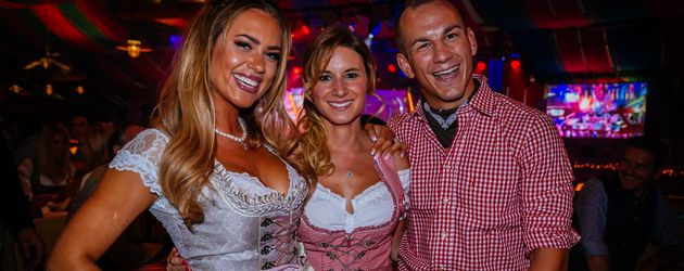 Jessica Paszka, Sandra Musch und Frank Stäbler beim Canstatter Volksfest in Stuttgart Jessica Paszka, Sandra Musch und Frank Stäbler beim Canstatter Volksfest in Stuttgart