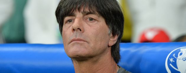 Joachim Löw beim ersten Gruppen-Spiel Deutschlands Joachim Löw beim ersten Gruppen-Spiel Deutschlands
