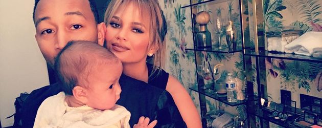 John Legend, Chrissy Teigen und Tochter Luna John Legend, Chrissy Teigen und Tochter Luna
