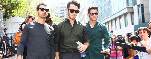 Jonas Brothers Jonas Brothers