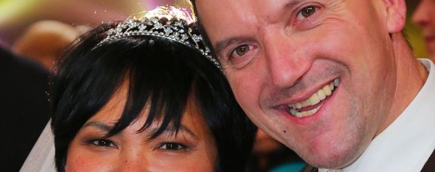 Narumol und Josef bei ihrer Hochzeit Narumol und Josef bei ihrer Hochzeit
