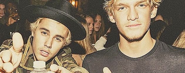 Justin Bieber und Cody Simpson Justin Bieber und Cody Simpson