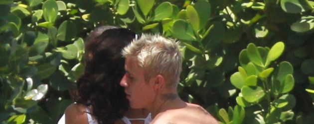 Justin Bieber und eine Brünette in Miami Justin Bieber und eine Brünette in Miami