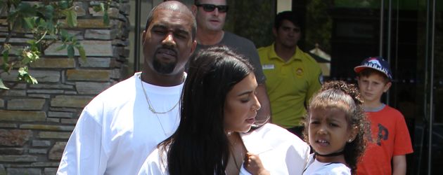 Kanye West, Kim Kardashian und North West in Los Angeles Kanye West, Kim Kardashian und North West in Los Angeles