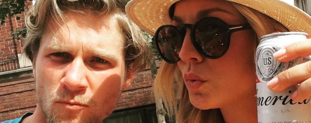 Karl Cook und Kaley Cuoco Karl Cook und Kaley Cuoco