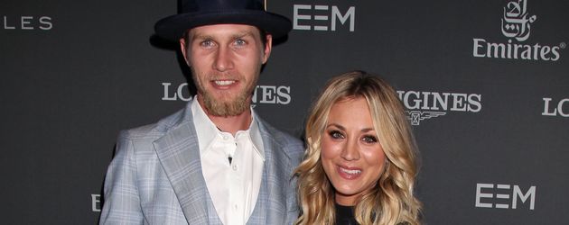 Karl Cook und Kaley Cuoco bei der Longines Masters of Los Angeles Opening Gala in Los Angeles Karl Cook und Kaley Cuoco bei der Longines Masters of Los Angeles Opening Gala in Los Angeles