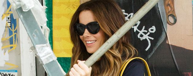 Kate Beckinsale während Dreharbeiten im Oktober 2016 in New York. Kate Beckinsale während Dreharbeiten im Oktober 2016 in New York.