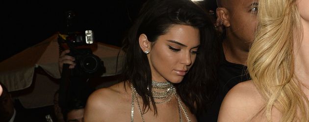 Kendall Jenner auf dem Weg zu ihrer 21. Geburtstagsparty in Hollywood Kendall Jenner auf dem Weg zu ihrer 21. Geburtstagsparty in Hollywood