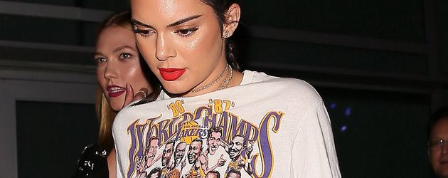 Kendall Jenner nach einem Lakers-Spiel in Los Angeles Kendall Jenner nach einem Lakers-Spiel in Los Angeles