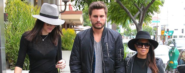 Kendall Jenner, Kourtney Kardashian und Scott Disick Kendall Jenner, Kourtney Kardashian und Scott Disick