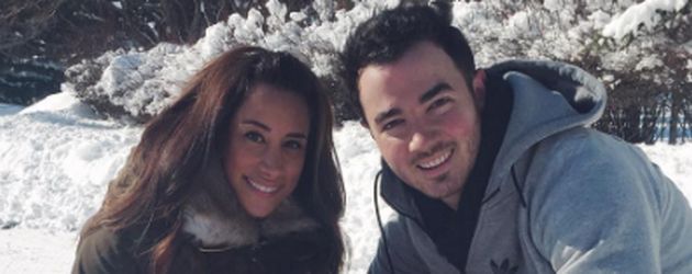 Danielle und Kevin Jonas mit Töchterchen Alena Rose Danielle und Kevin Jonas mit Töchterchen Alena Rose