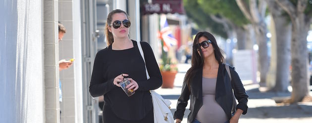Khloe Kardashian und Kourtney Kardashian Khloe Kardashian und Kourtney Kardashian