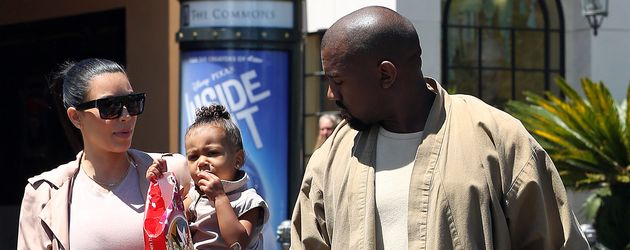 Kim Kardashian, Kanye West und North West Kim Kardashian, Kanye West und North West