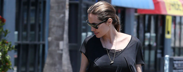 Angelina Jolie, Knox Jolie-Pitt und Vivienne Jolie-Pitt Angelina Jolie, Knox Jolie-Pitt und Vivienne Jolie-Pitt