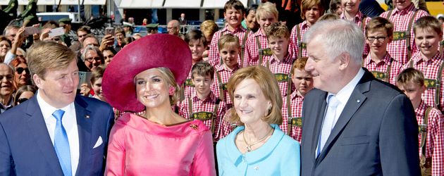 Königin Maxima, König Willem-Alexander und Horst Seehofer Königin Maxima, König Willem-Alexander und Horst Seehofer