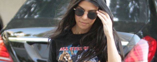 Kourtney Kardashian in Los Angeles Kourtney Kardashian in Los Angeles