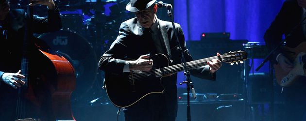 Leonard Cohen im Beacon Theatre in New York, 2009 Leonard Cohen im Beacon Theatre in New York, 2009