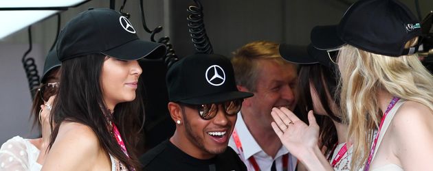 Kendall Jenner und Lewis Hamilton Kendall Jenner und Lewis Hamilton