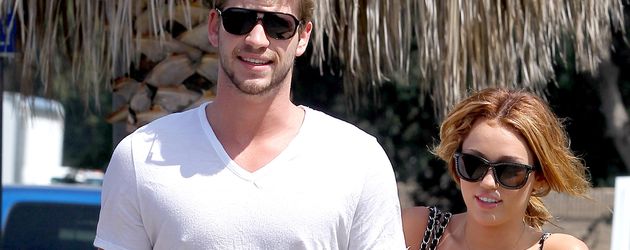 Liam Hemsworth und Miley Cyrus Liam Hemsworth und Miley Cyrus