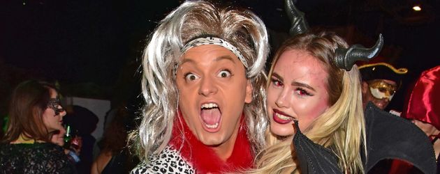 Liz Kaber und Julian Stoeckel bei der "Halloween by Natascha Ochsenknecht"-Party im Berlin Dungeon 2 Liz Kaber und Julian Stoeckel bei der "Halloween by Natascha Ochsenknecht"-Party im Berlin Dungeon 2