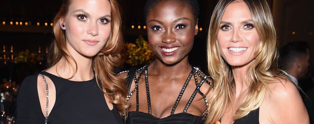Lynn Petertonkoker, Leticia Wala-Ntuba und Heidi Klum bei der AmfAR-Gala in New York Lynn Petertonkoker, Leticia Wala-Ntuba und Heidi Klum bei der AmfAR-Gala in New York