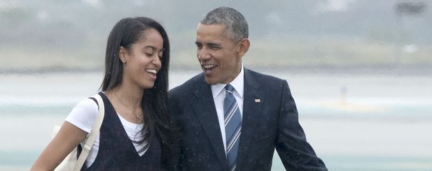 Malia mit ihrem Vater Barack Obama im April 2016 Malia mit ihrem Vater Barack Obama im April 2016