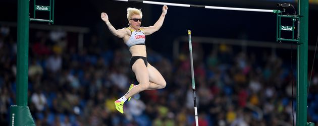 Martina Strutz beim Stabhochspringen-Finale in Rio de Janeiro am 19.08.2016 Martina Strutz beim Stabhochspringen-Finale in Rio de Janeiro am 19.08.2016