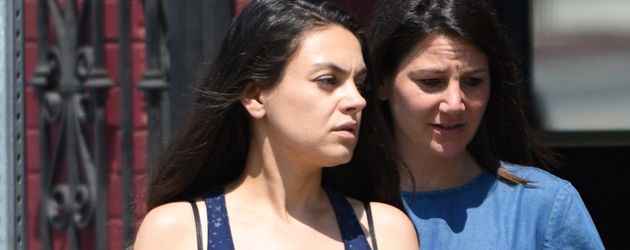Mila Kunis während ihrer zweiten Schwangerschaft in Los Angeles Mila Kunis während ihrer zweiten Schwangerschaft in Los Angeles