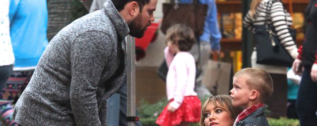 Mike Comrie, Hilary Duff und Sohnemann Luca Mike Comrie, Hilary Duff und Sohnemann Luca