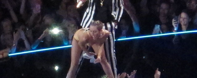 Miley Cyrus und Robin Thicke bei den VMAs Miley Cyrus und Robin Thicke bei den VMAs