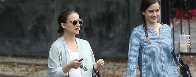 Natalie Portman mit einer Freundin beim Shoppen in Los Feliz Natalie Portman mit einer Freundin beim Shoppen in Los Feliz