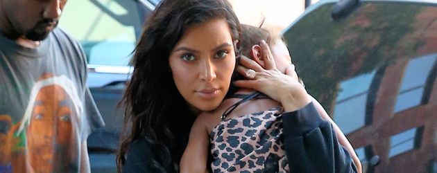 Kim Kardashian mit Tochter North West in NYC Kim Kardashian mit Tochter North West in NYC