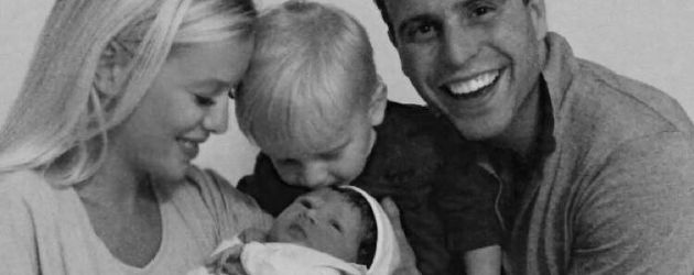 Oksana Kolenitchenko mit Daniel, Sohn Milan und Baby Arielle Oksana Kolenitchenko mit Daniel, Sohn Milan und Baby Arielle
