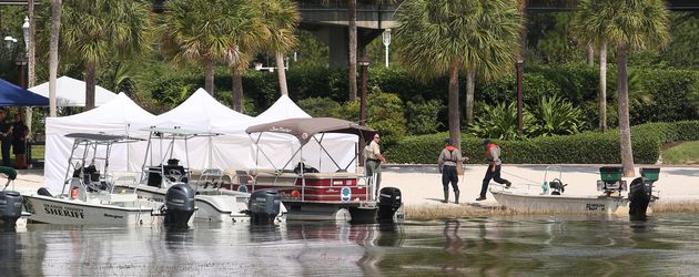 Polizeisuche am Strand des Disney Resorts Polizeisuche am Strand des Disney Resorts