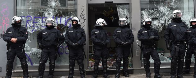 Polizisten in Hamburg Polizisten in Hamburg