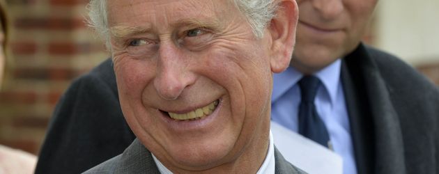 Prinz Charles grinst Prinz Charles grinst