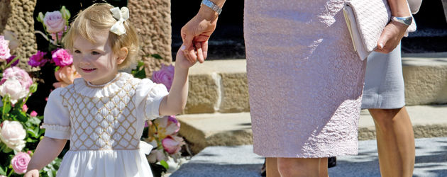 Prinzessin Estelle von Schweden und Prinzessin Victoria von Schweden Prinzessin Estelle von Schweden und Prinzessin Victoria von Schweden