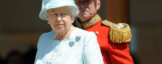 Queen Elizabeth II. Queen Elizabeth II.