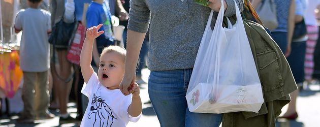 Rachel Bilson und Tochter Briar in Los Angeles Rachel Bilson und Tochter Briar in Los Angeles