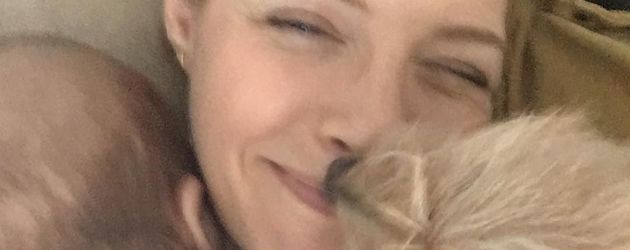 Rachelle Lefevre mit Baby und Hund Jack Rachelle Lefevre mit Baby und Hund Jack