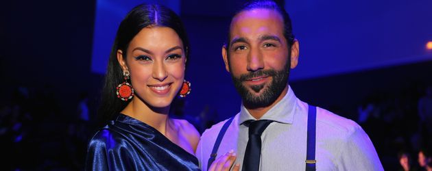 Rebecca Mir und Massimo Sinató bei der Berlin Fashion Week im Januar 2016 Rebecca Mir und Massimo Sinató bei der Berlin Fashion Week im Januar 2016