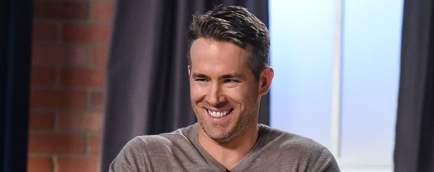 Ryan Reynolds im November 2016 in einer Talkshow in Los Angeles Ryan Reynolds im November 2016 in einer Talkshow in Los Angeles