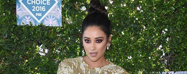 Shay Mitchell bei den Teen Choice Awards 2016 Shay Mitchell bei den Teen Choice Awards 2016