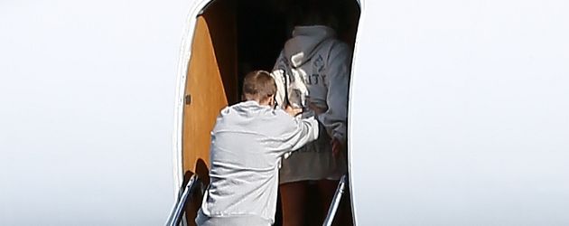 Sofia Richie und Justin Bieber am Flughafen in L.A. Sofia Richie und Justin Bieber am Flughafen in L.A.