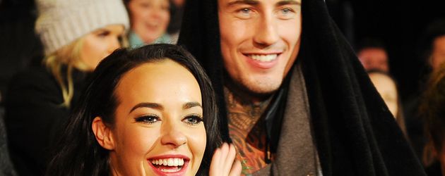 Stephanie Davis und Jeremy McConnell Stephanie Davis und Jeremy McConnell