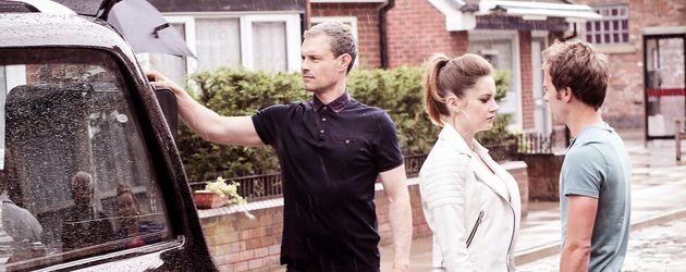 Szene aus der britischen Soap "Coronation Street" Szene aus der britischen Soap "Coronation Street"