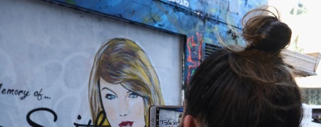 Taylor Swift R.I.P.-Graffiti in Melbourne, Australien Taylor Swift R.I.P.-Graffiti in Melbourne, Australien