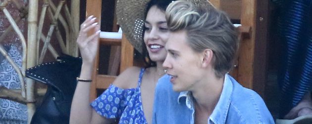 Vanessa Hudgens und Austin Butler in Portofino Vanessa Hudgens und Austin Butler in Portofino