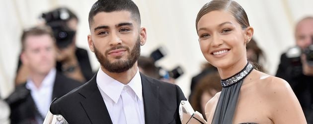 Zayn Malik und Gigi Hadid bei der 'Manus x Machina: Fashion In An Age Of Technology' Costume Institu Zayn Malik und Gigi Hadid bei der 'Manus x Machina: Fashion In An Age Of Technology' Costume Institu